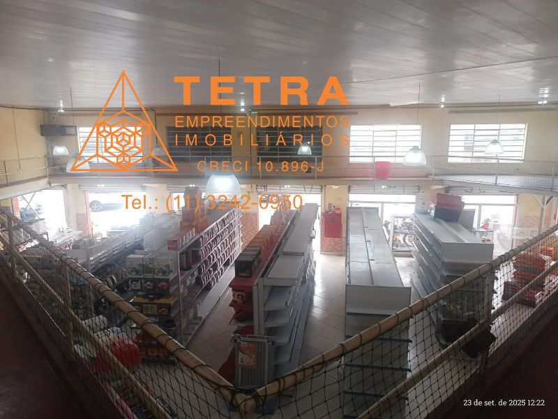 Casa verde - Excelente Loja com 630m²(terreno) e Área Construída de 1176m²;